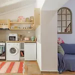 Lily\'S Garden House
